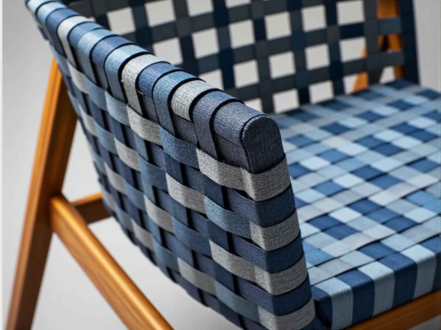 Stylowe i komfortowe krzesła ogrodowe z recyklingu, doskonałe do relaksu na świeżym powietrzu.